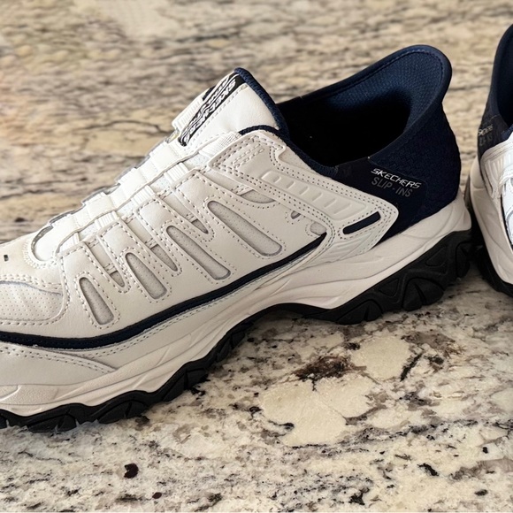 SKECHERS MENS Slip-Ins:After Burn-Grill Captain White and Navy. Size 9.5 - Picture 6 of 9